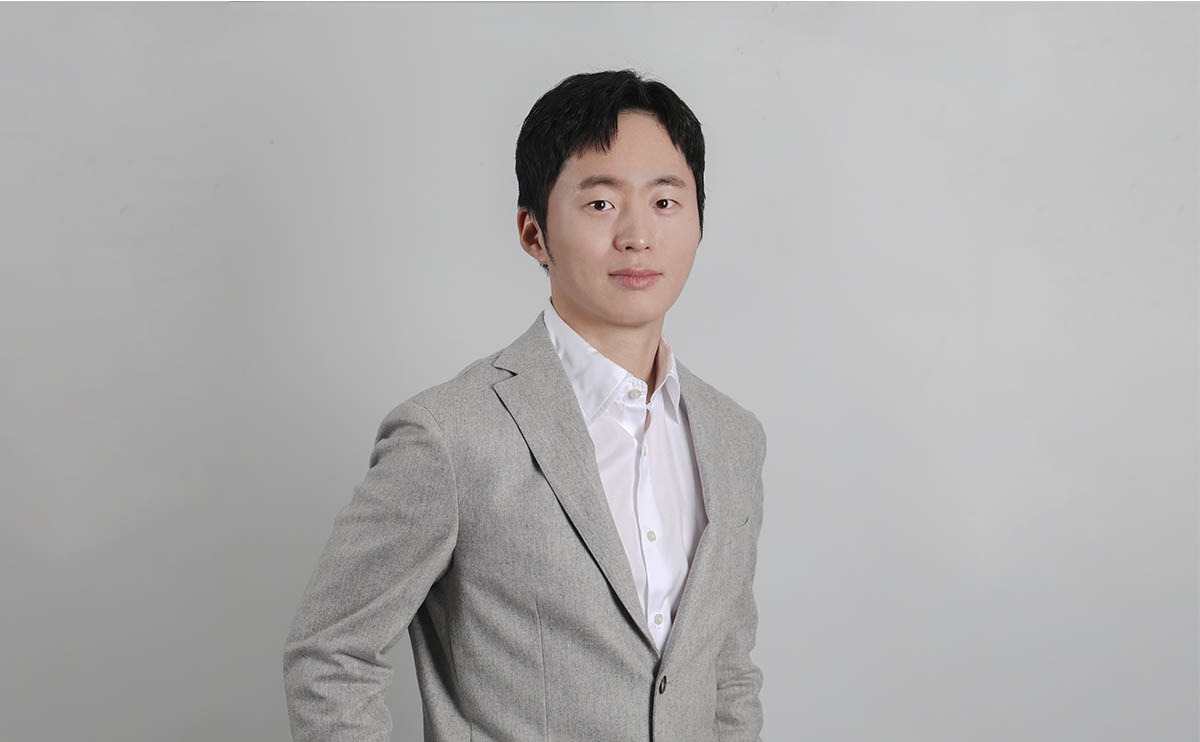 박근우
                       | PD | CEO | Adjunct Professor at SKKU                       | 사람들                       | 시점